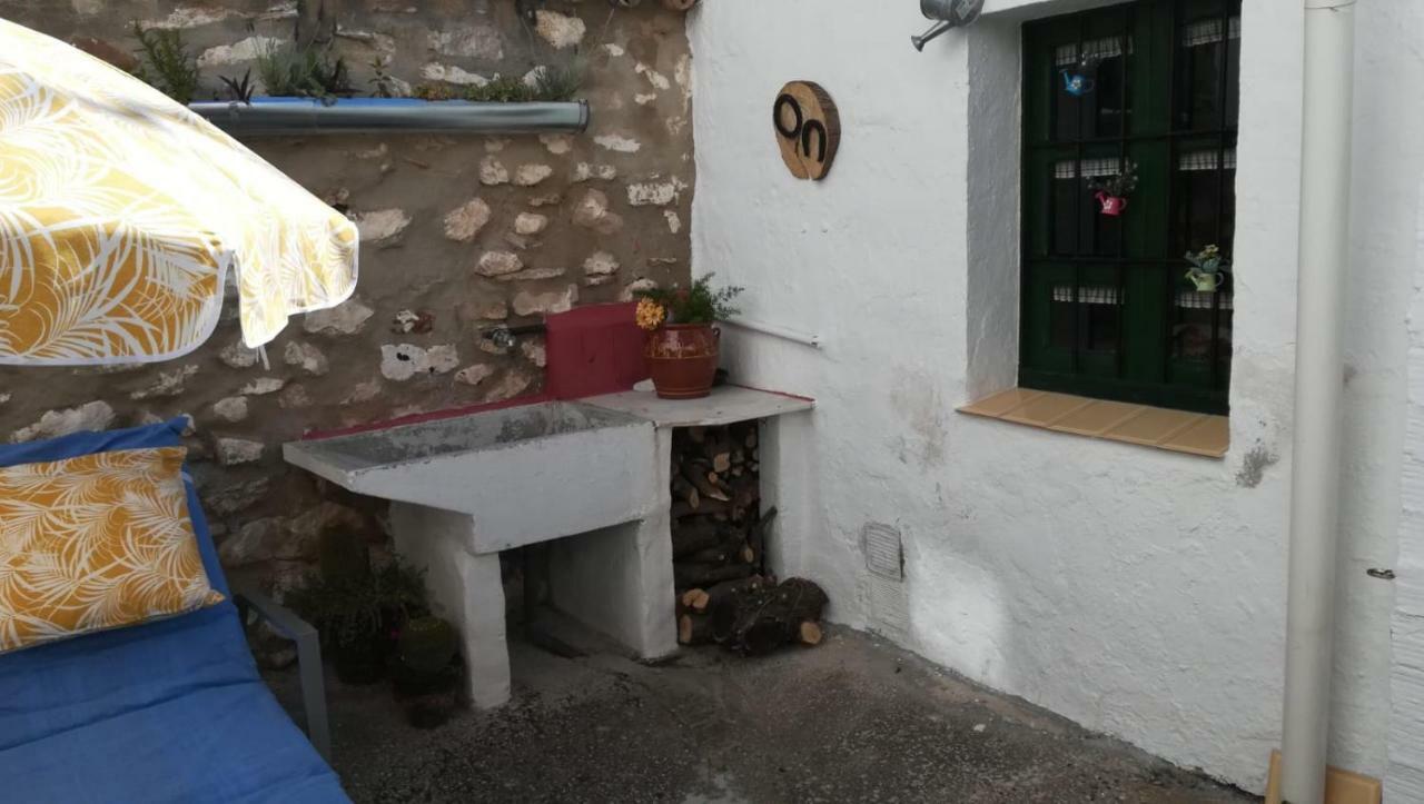 La Casita De Piedra Villa Villanueva del Rosario Exteriör bild